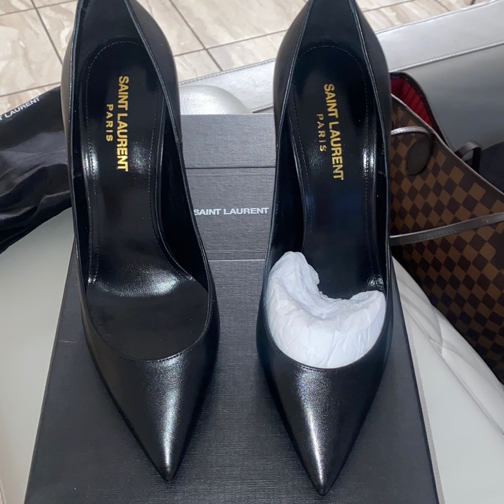 YSL Black Zoe